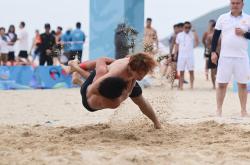 英雄联盟总决赛直播-赛场上不断涌现的精彩瞬间令人惊叹