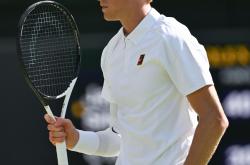 英雄联盟总决赛直播-拉沃尔杯鏖战美网，辛纳刷新纪录的简单介绍