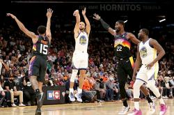 英雄联盟总决赛直播-鹈鹕轻取福建队，保罗带队取胜