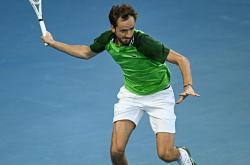 -拉沃尔杯横扫年终总决赛，梅德韦杰夫惊艳四座