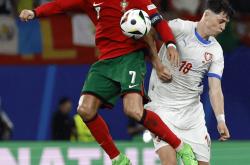 英雄联盟总决赛直播-葡萄牙战胜瑞士，成功杀入欧洲杯四强的简单介绍