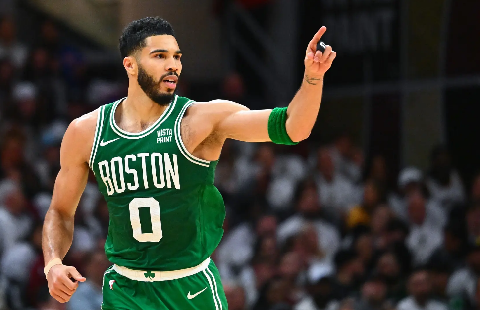 关于刹那辉煌!关键时刻球员神奇表现改写局势的信息 关于刹那辉煌!关键时刻球员神奇表现改写局势的信息