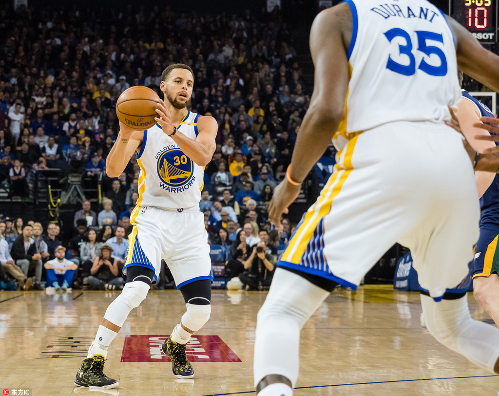 科隆在比赛中表现出色,实现反超取胜 科隆在比赛中表现出色,实现反超取胜