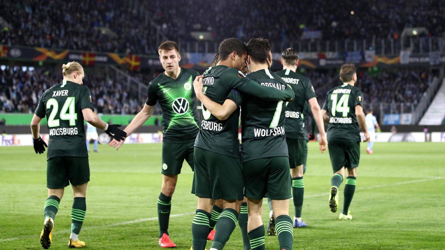 包含沃尔夫斯堡队主场击败对手,德甲积分榜上升至第三的词条 包含沃尔夫斯堡队主场击败对手,德甲积分榜上升至第三的词条