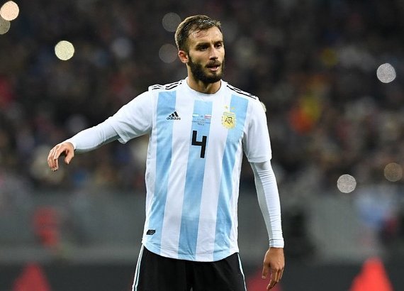 关于西里古队在比赛中发挥出色,凭借进攻力夺得胜利的信息 关于西里古队在比赛中发挥出色,凭借进攻力夺得胜利的信息