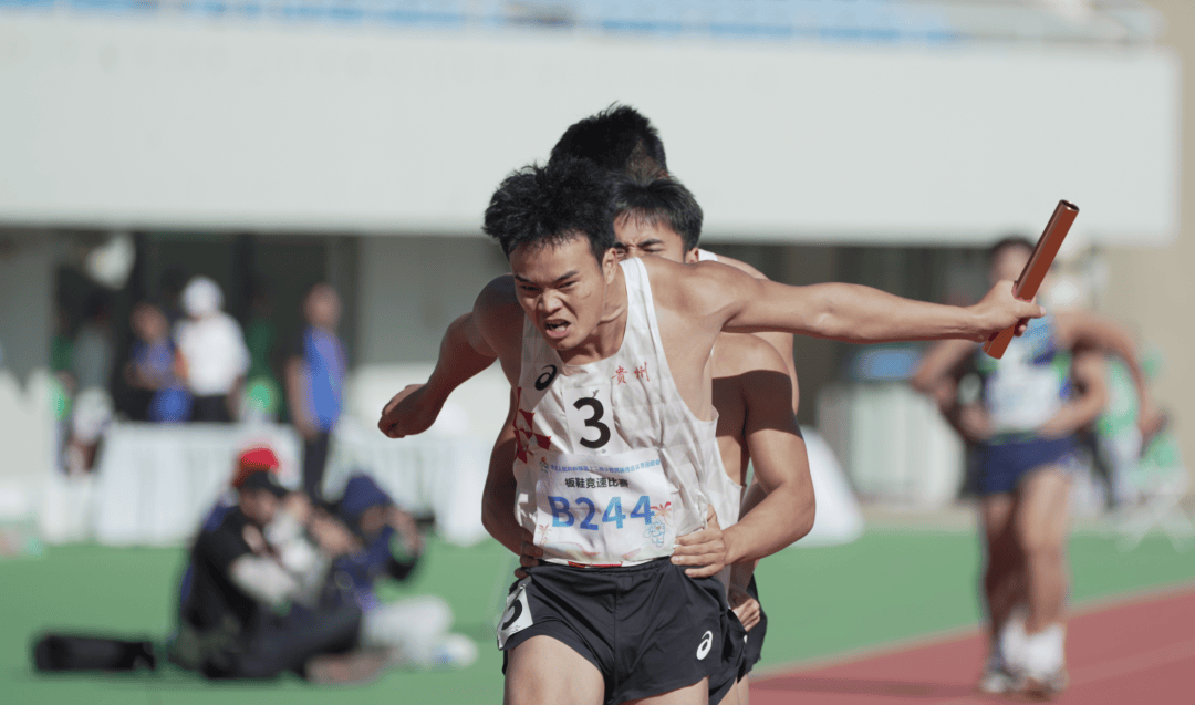 贵州团队在昨日比赛中取得惊人胜利的简单介绍