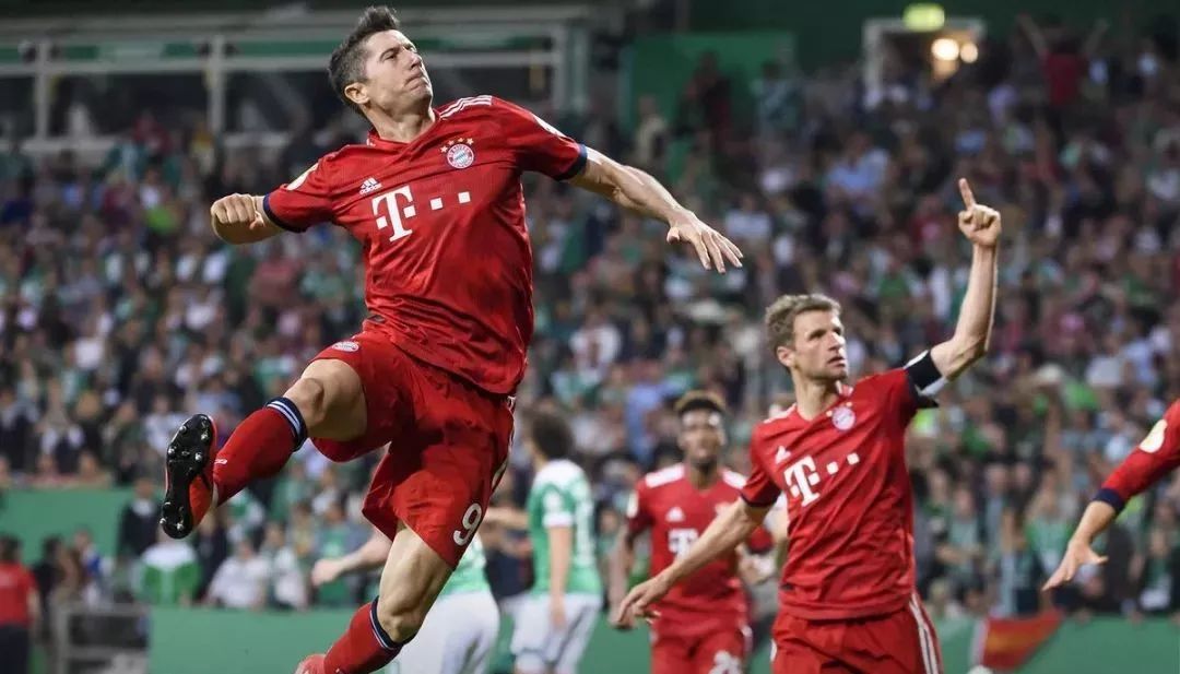 实力均衡的对手争夺胜利，一触即发的简单介绍