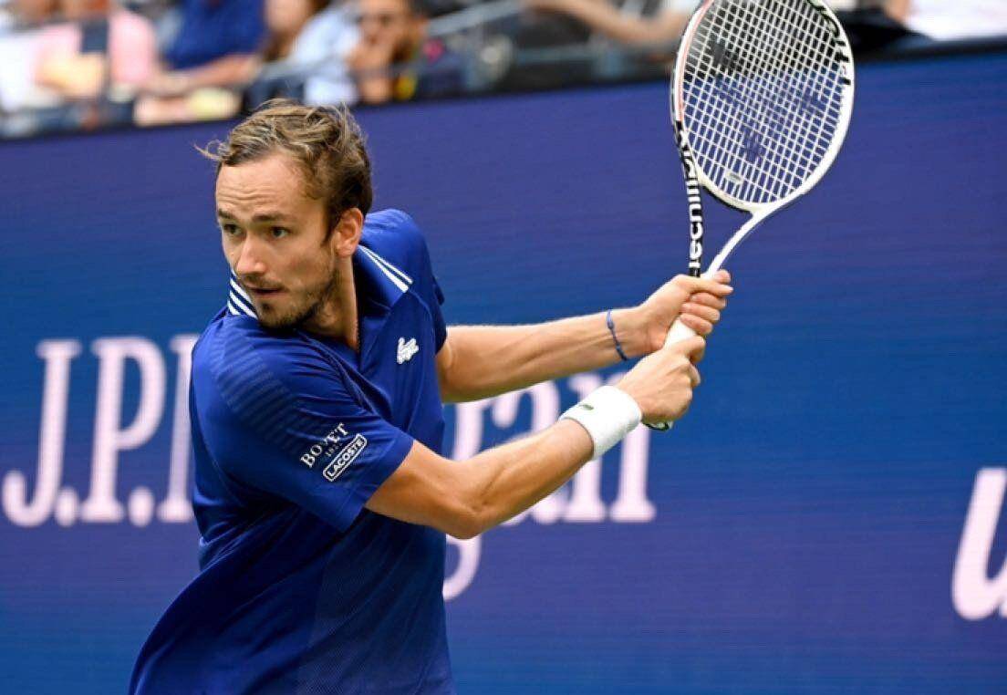 年终总决赛横扫戴维斯杯，鲁德点燃赛场