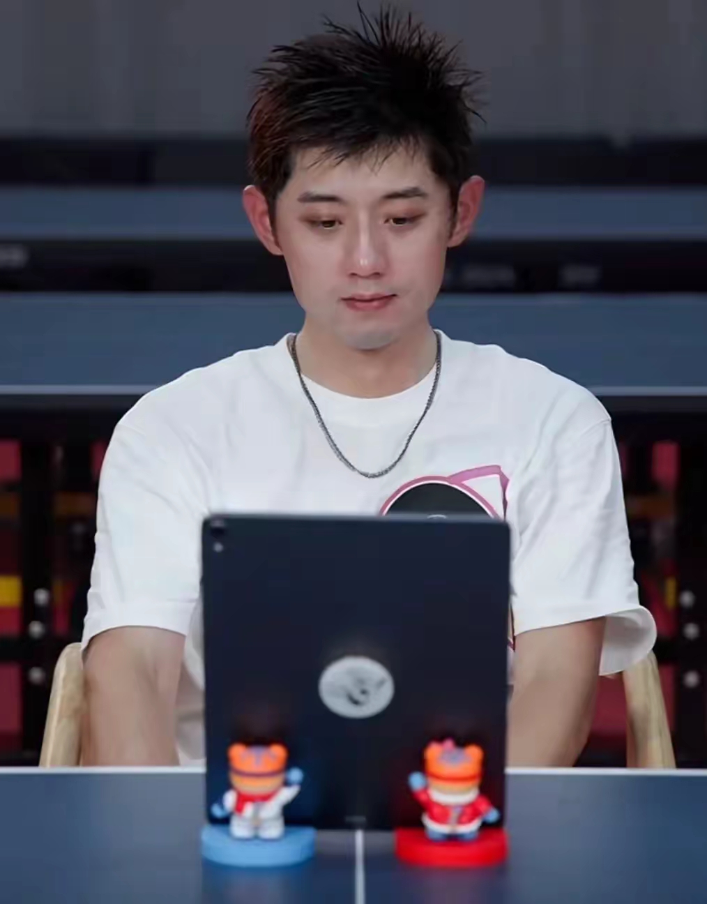 中国队翻盘奥地利队，张继科点燃赛场