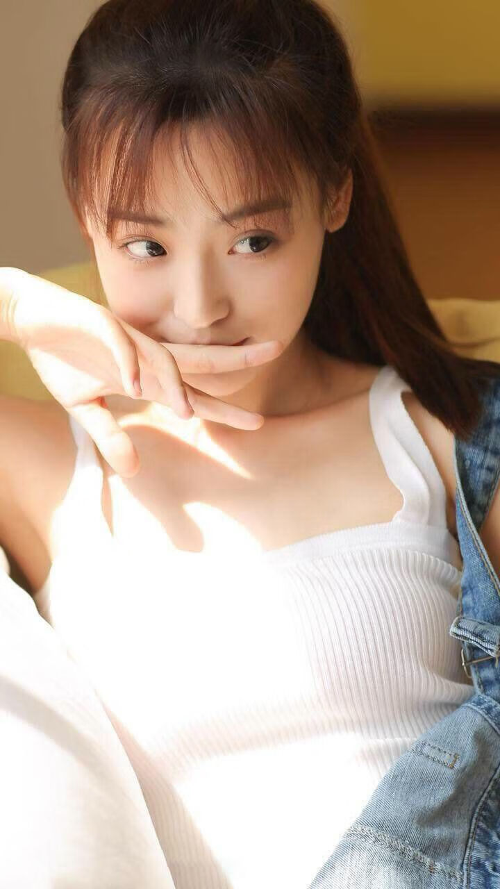 体育跨界奇迹日,哥伦比亚逆转曼城,三笘薰飚速F1揭幕战接管赛道