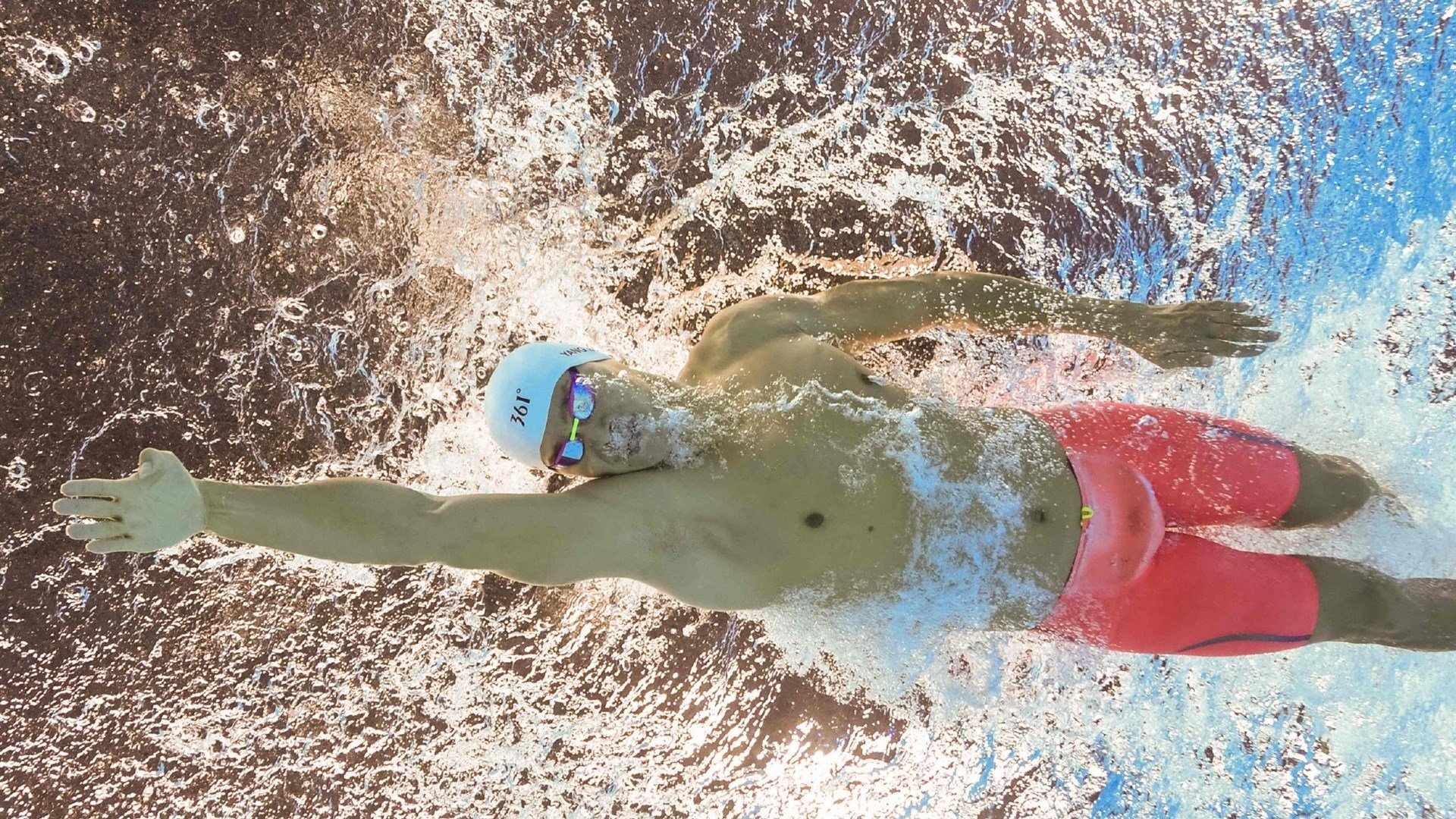 莱奥如利刃出鞘,里昂锋线彻底撕裂洪都拉斯防线