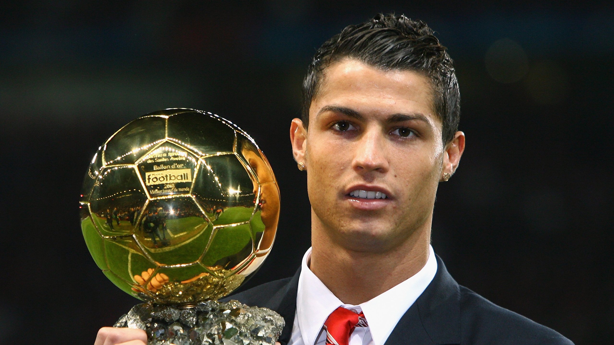 改写历史之夜，摩洛哥压哨绝杀，荷兰黄金一代欧冠梦碎阿姆斯特丹